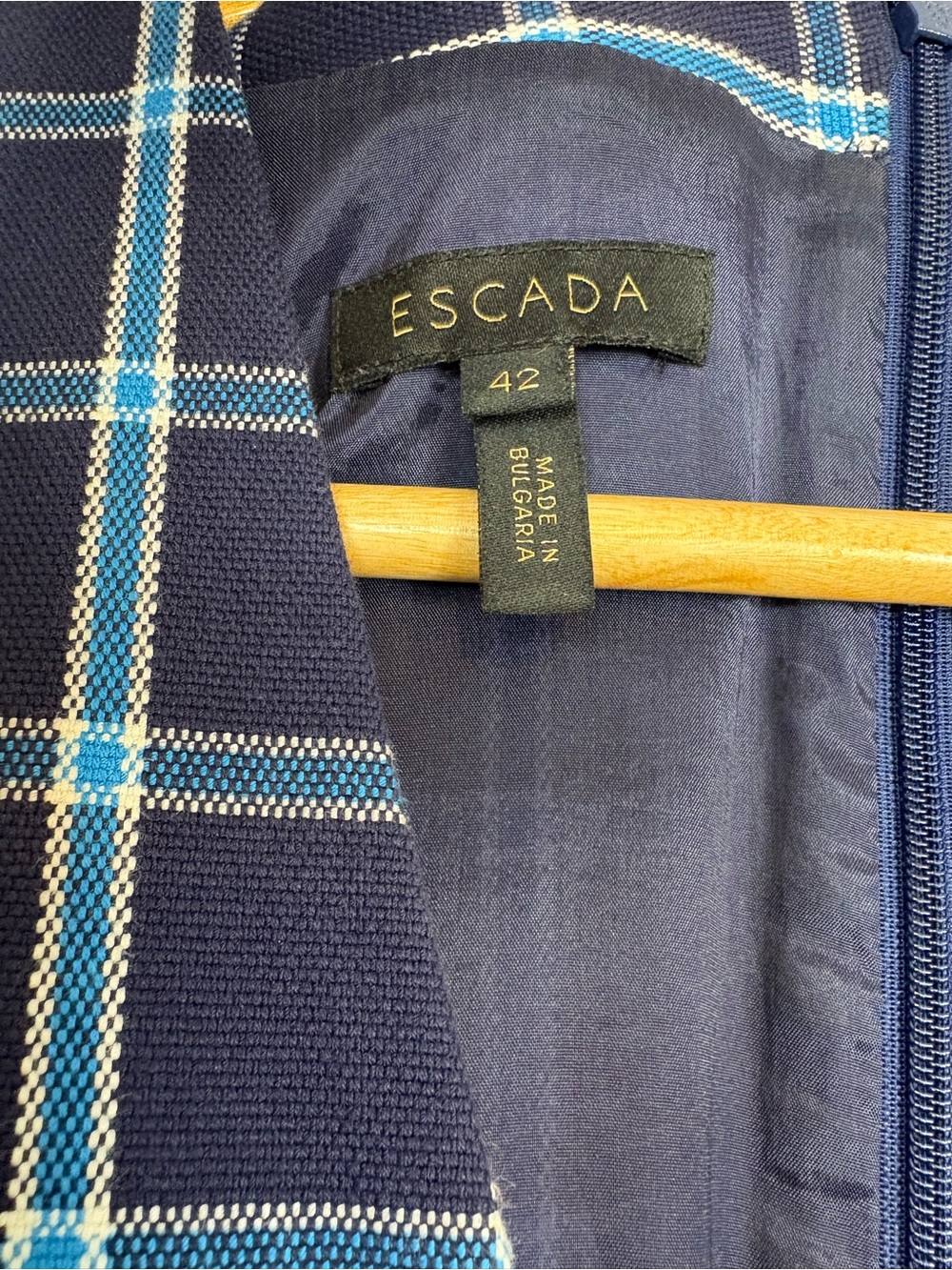 Escada‎ V-Neck Windowpane Sheath Dress - Picture 3 of 16